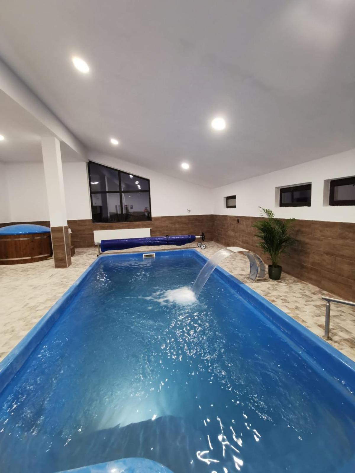 Cerbul Chalet Accommodation & Wellness Rîşnov Eksteriør billede