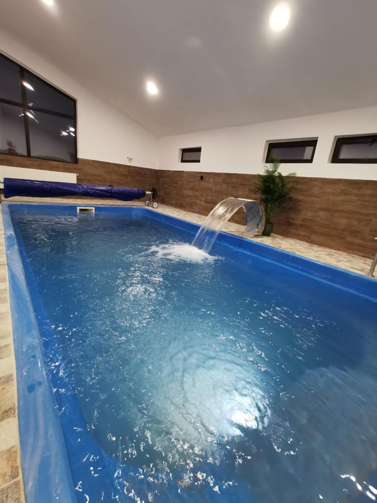 Cerbul Chalet Accommodation & Wellness Rîşnov Eksteriør billede
