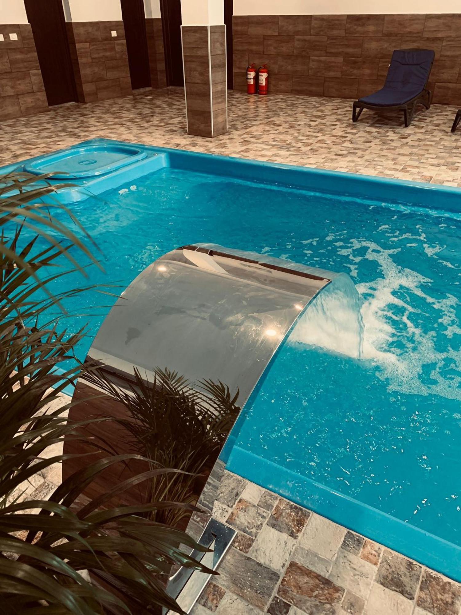 Cerbul Chalet Accommodation & Wellness Rîşnov Eksteriør billede